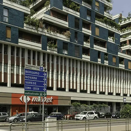 Apartment Rentclass - Fair Area - Piazza De Angeli Milan