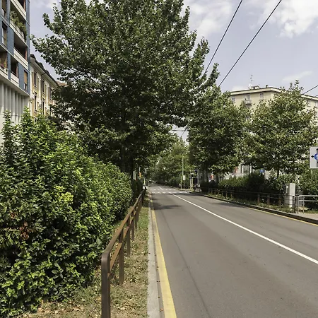 Rentclass - Fair Area - Piazza De Angeli Apartment